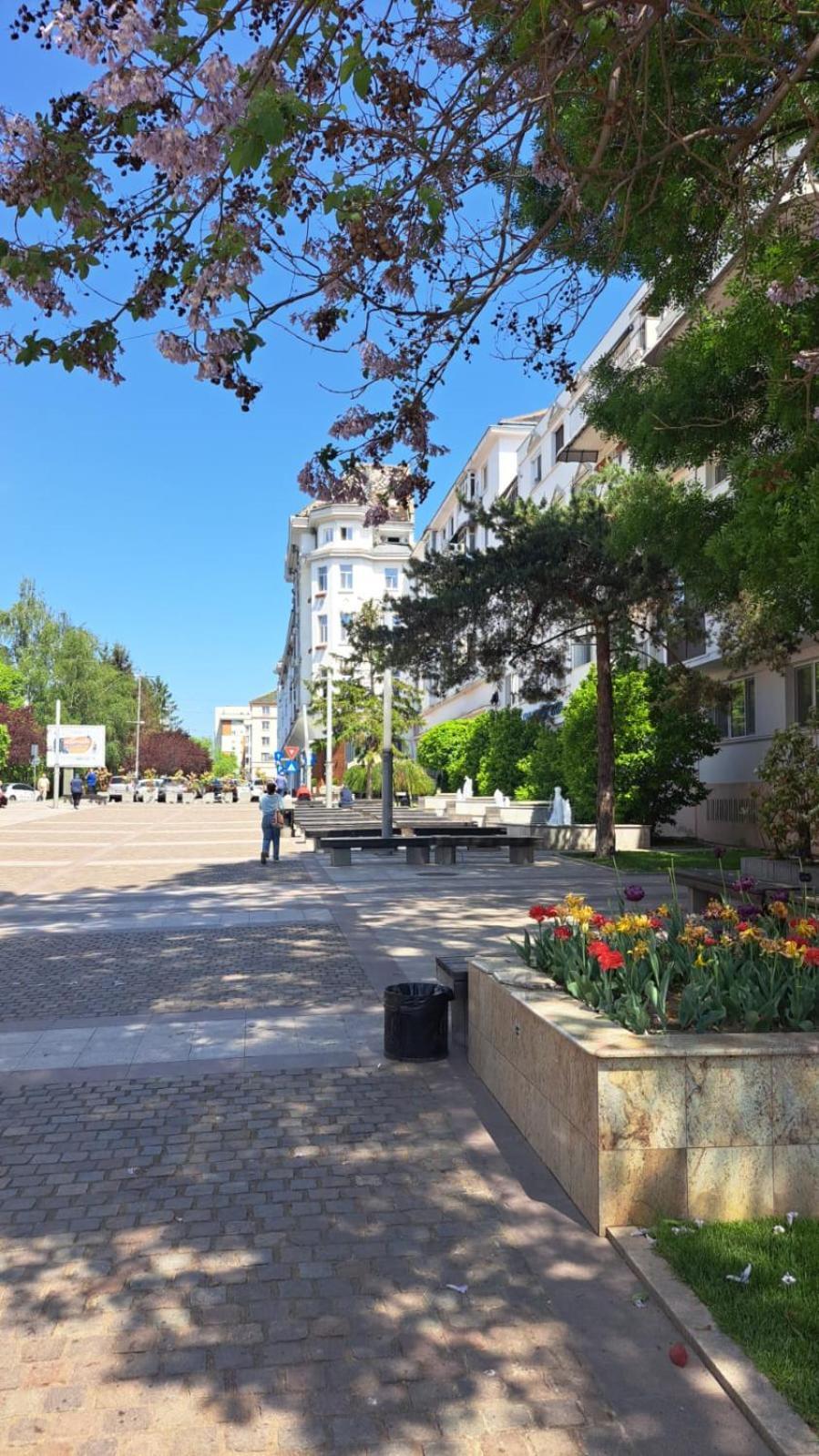 Apartament Kitty Centrul Istoric Крайова Екстериор снимка